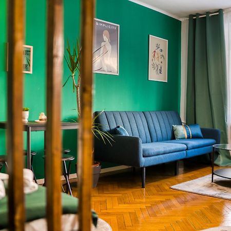 Hacienda Royal Palace - Central Designer Apartment Bucharest Exterior photo